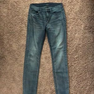 BDG MID RISE TWIG ANKLE 28W 29L